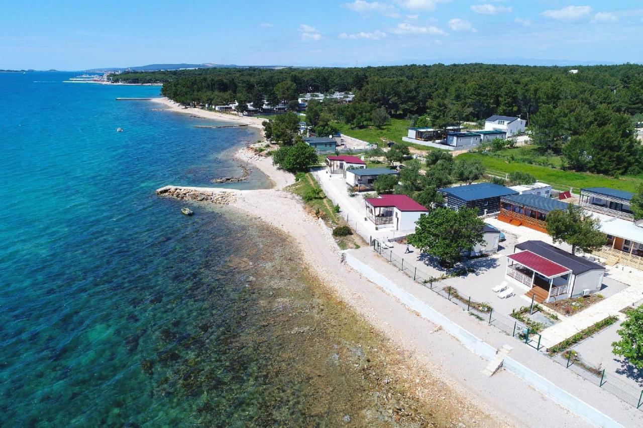 Mobile Home Plumeria 1 Биоград на Мору Екстериор снимка